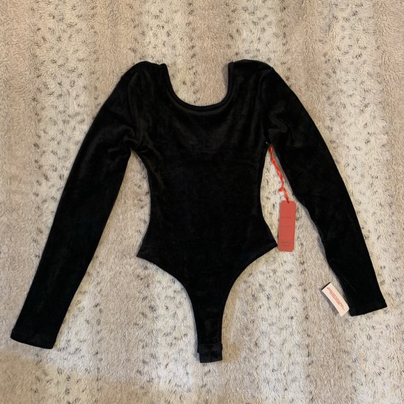 Velvet bodysuit - Picture 2 of 6
